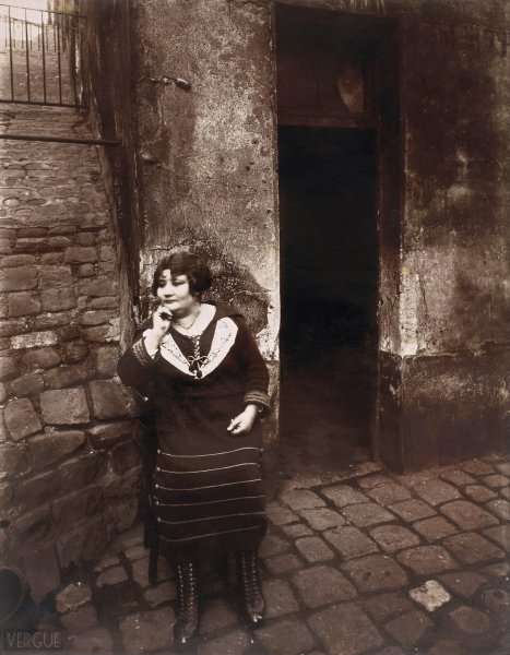 Eugène Atget, fille publique de la rue Asselin