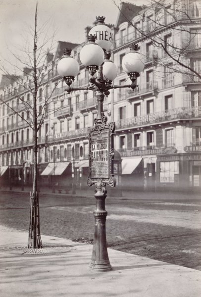 Charles Marville : candélabre, boulevard de Sébastopol