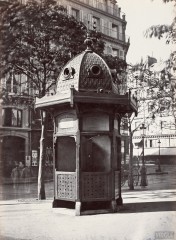 Kiosque lumineux, c. 1875