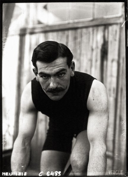 Léon Hourlier, cycliste, 1909