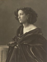 Nadar : portrait de Sarah Bernhardt