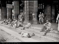 Poilus permissionnaires, gare de l’Est, Paris, 1916