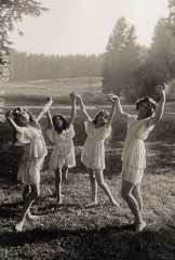 Danseuses à l’abbaye de Longpont, 1916