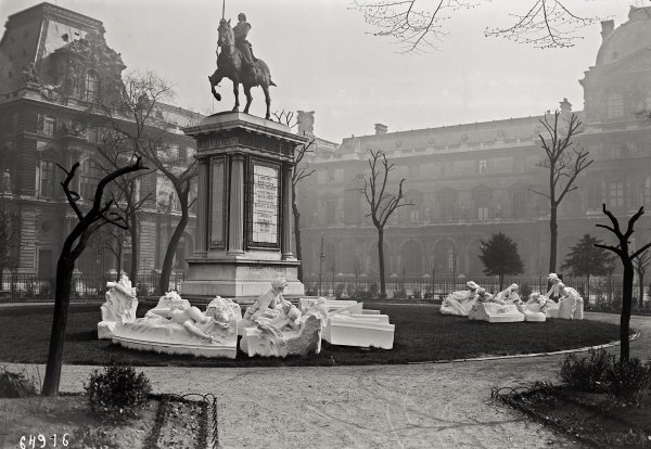 Statue équestre de Lafayette, cour du Carrousel, 1921