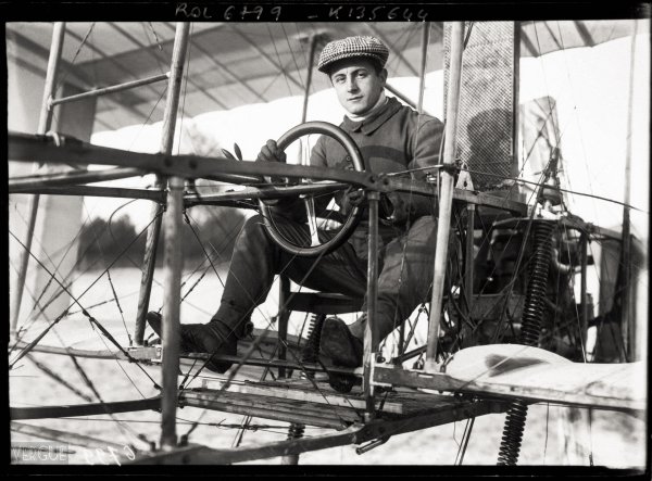 André Bellot, aviateur, 1909